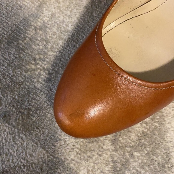 Ladies Camel Calvin Klein Pumps w/ Cork Heel - Picture 6 of 8